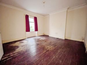 Photo 14- click for photo gallery